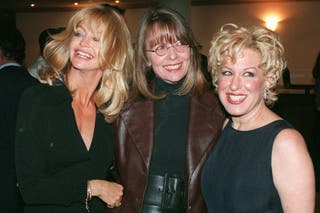 Goldie Hawn, van links naar rechts, Diane Keaton en Bette Midler verschijnen bij de première van hun film